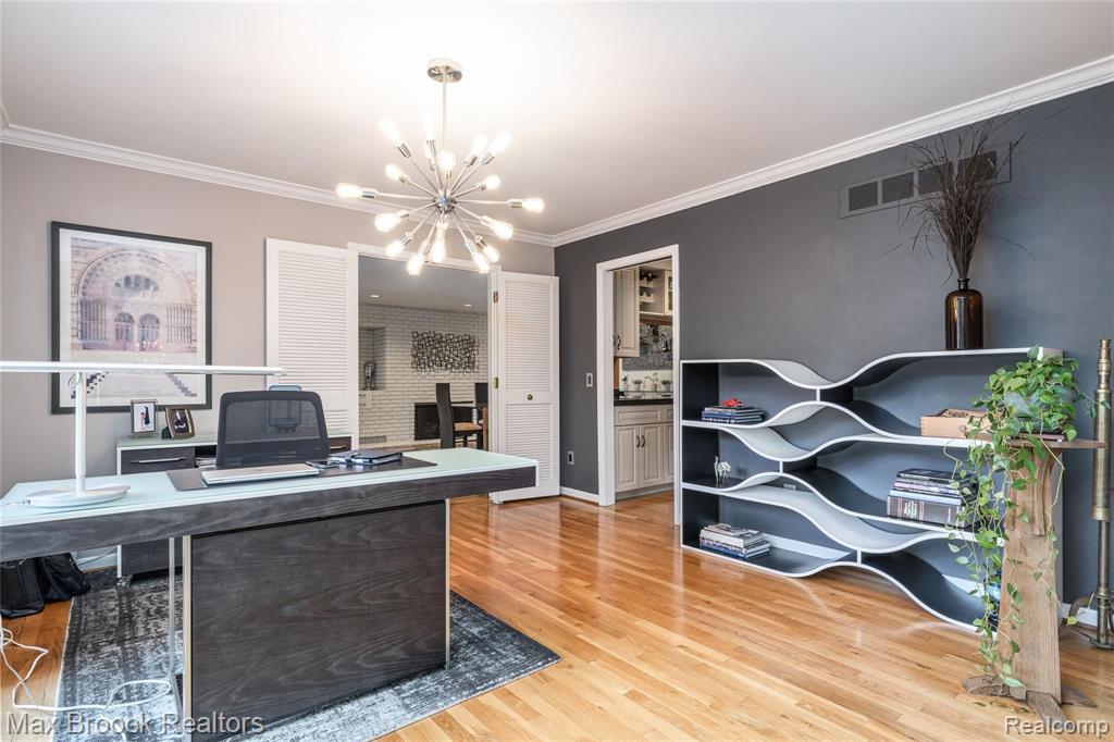 32481 Evergreen Road Beverly Hills, MI 48025 - Photo 29 of 57