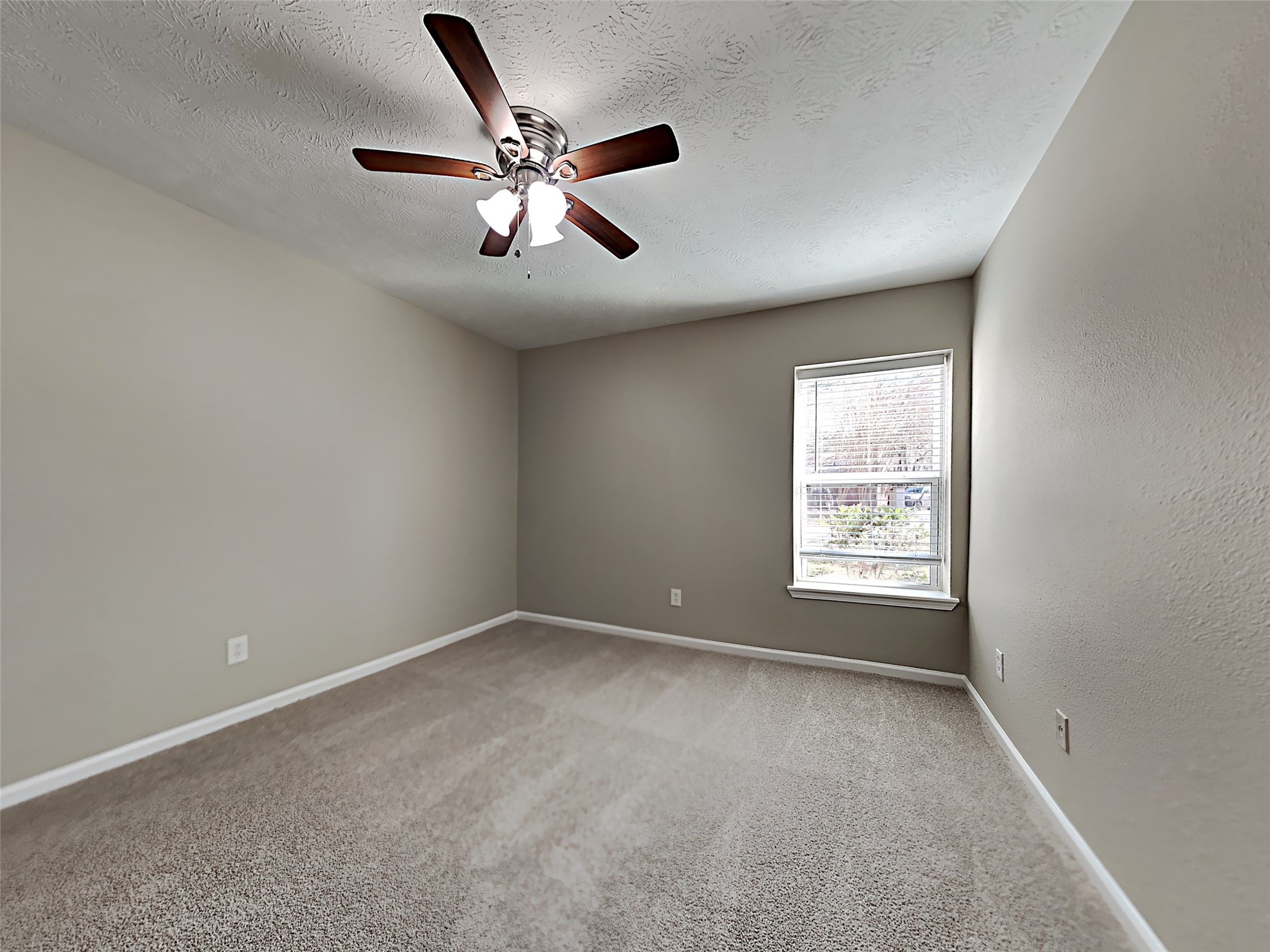 41 Kittiwake Court Spring, TX 77380 - Photo 9 of 18