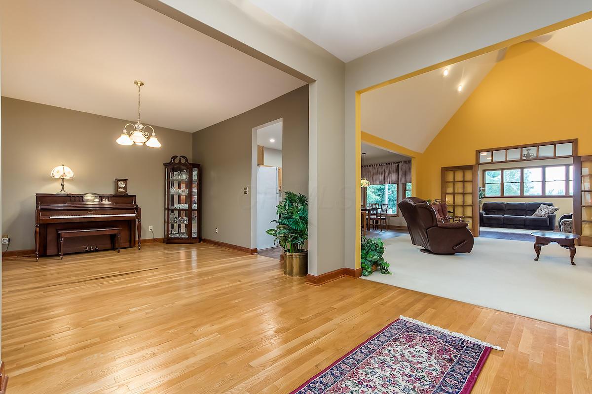 3935 Rome Corners Road Galena, OH 43021 - Photo 7 of 35 Gallery Image 7