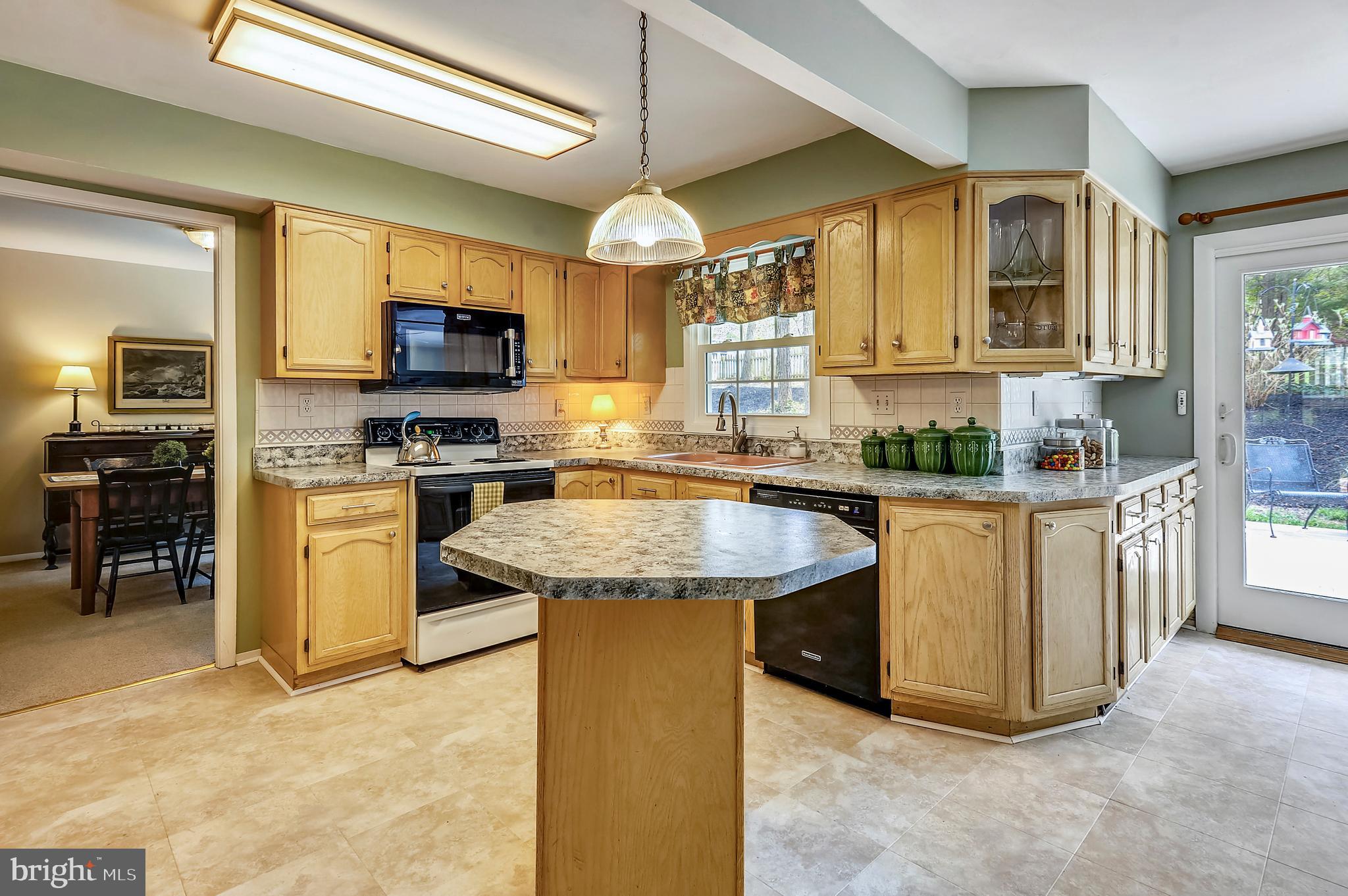 Updated gourmet kitchen