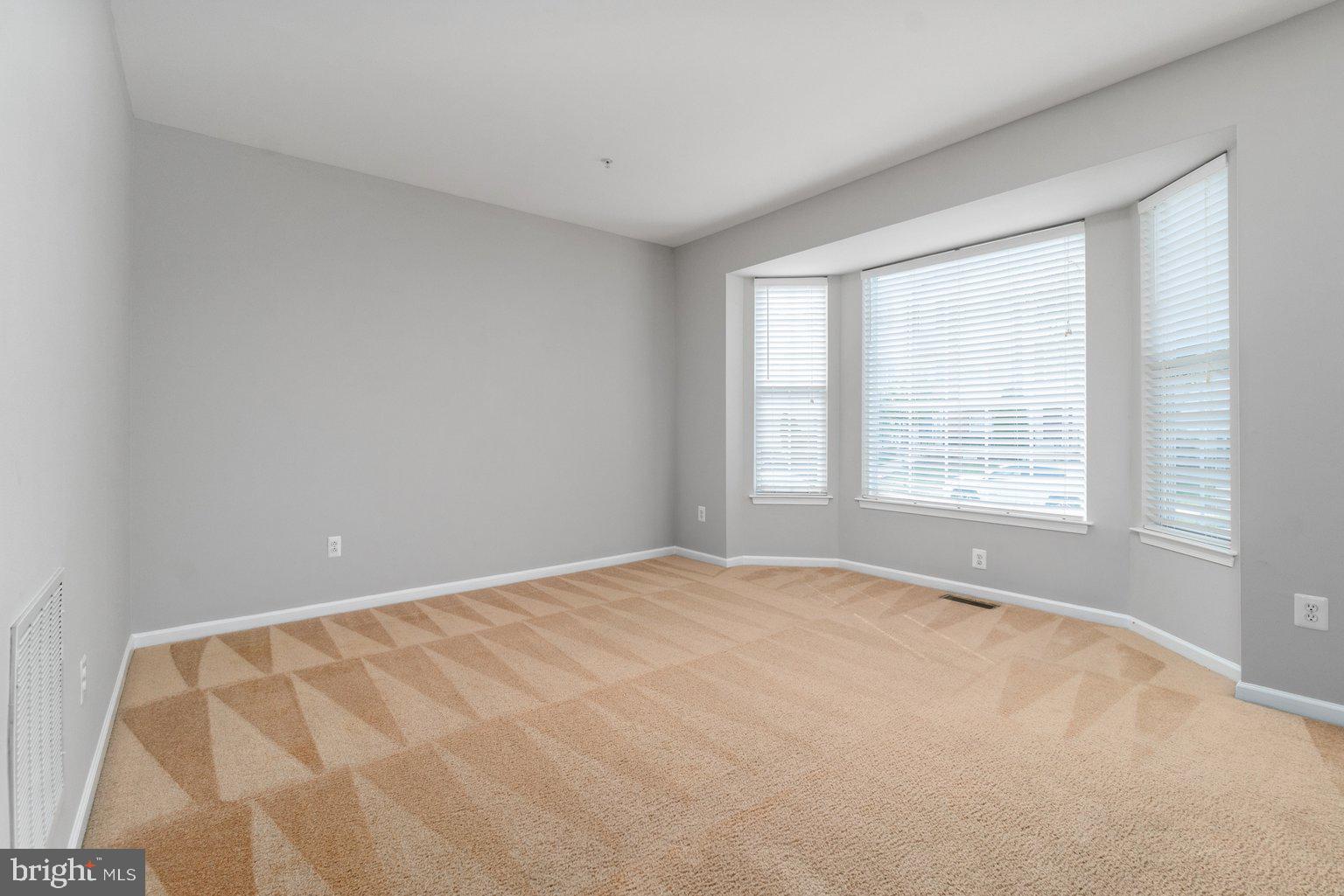 9711 Biggs Road Middle River, MD 21220 - Photo 5 of 48