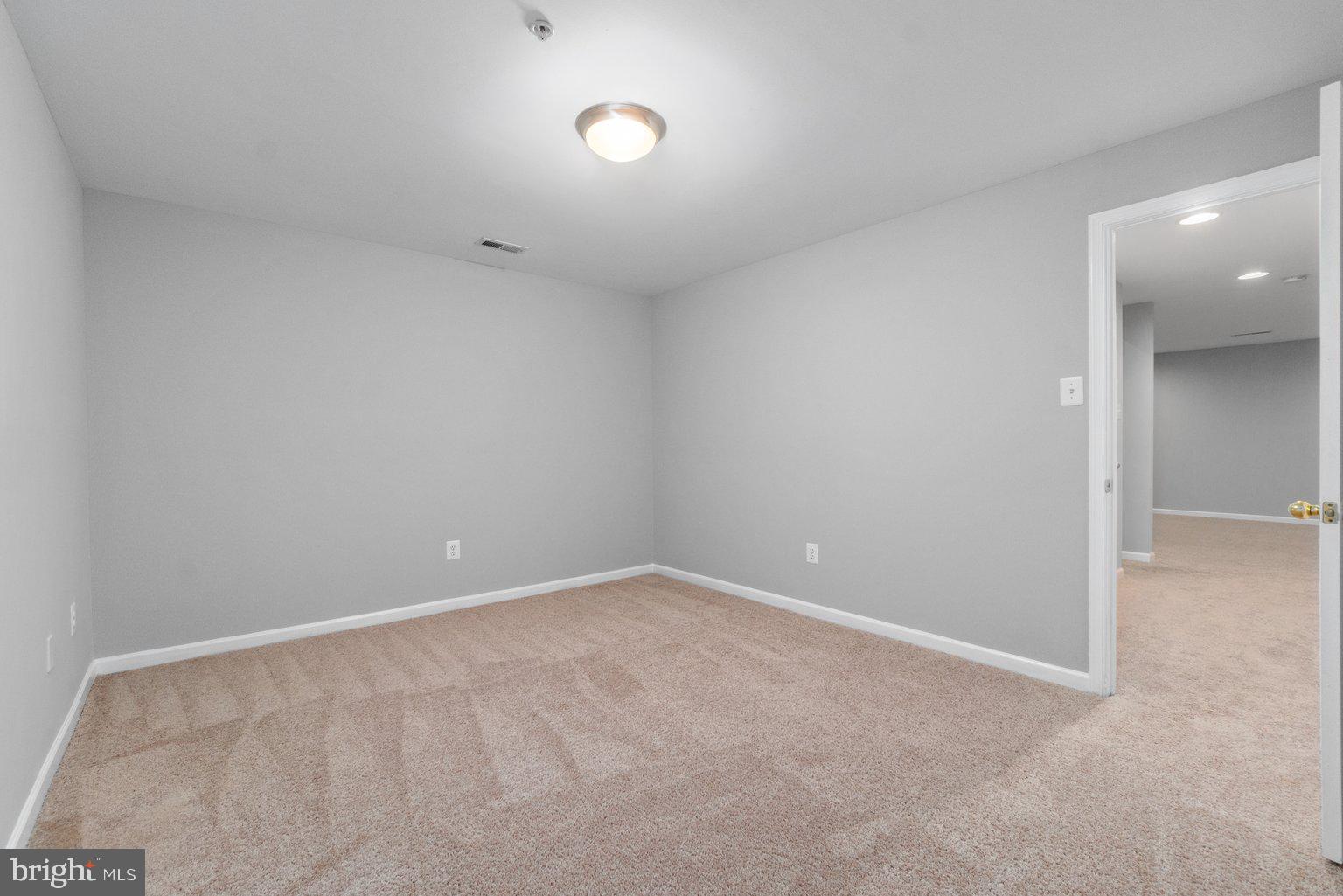 9711 Biggs Road Middle River, MD 21220 - Photo 41 of 48