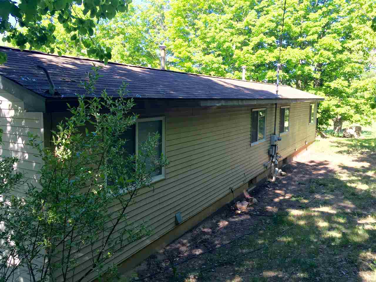 8801-8803 East Fouch Road Traverse City, MI 49684 - Photo 7 of 44 1832993-6.JPG