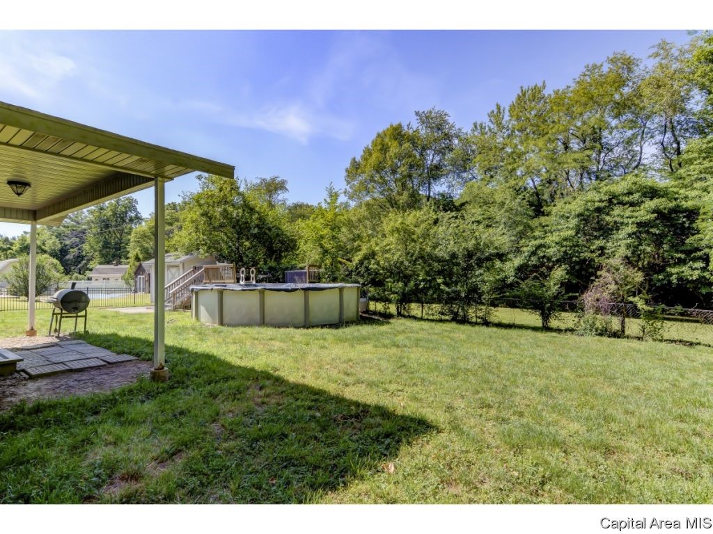 6937 Mechanicsburg Road Springfield, IL 62712 - Photo 4 of 35