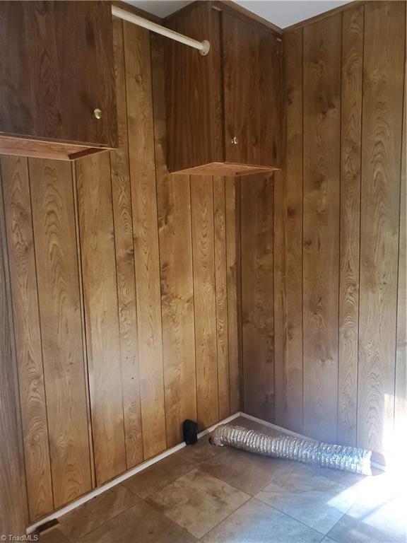 3001 Stonehenge Road Thomasville, NC 27360 - Photo 8 of 12 Gallery Image 8