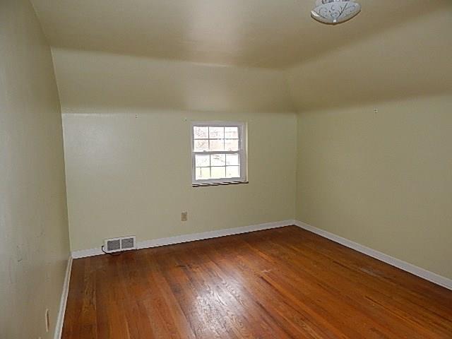 1126 Varner Road Whitehall, PA 15227 - Photo 10 of 15 Gallery Image 10