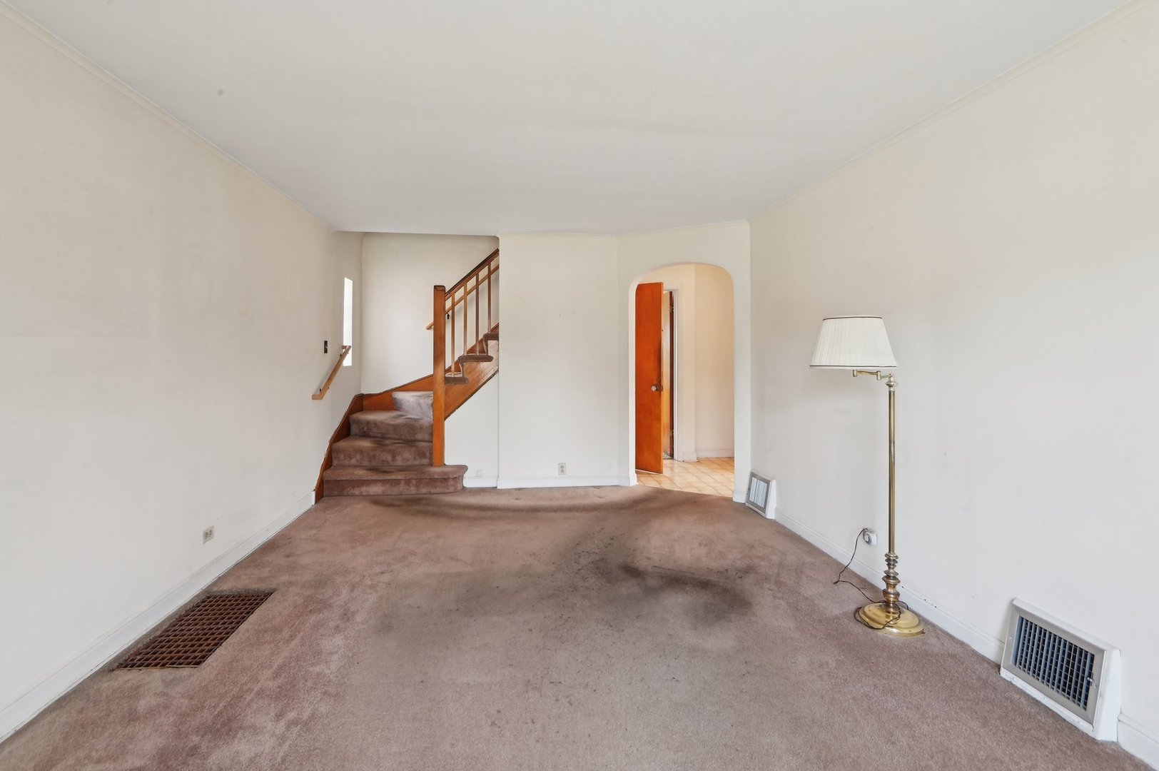 10945 South Ridgeway Avenue Chicago, IL 60655 - Photo 4 of 34 Gallery Image 4