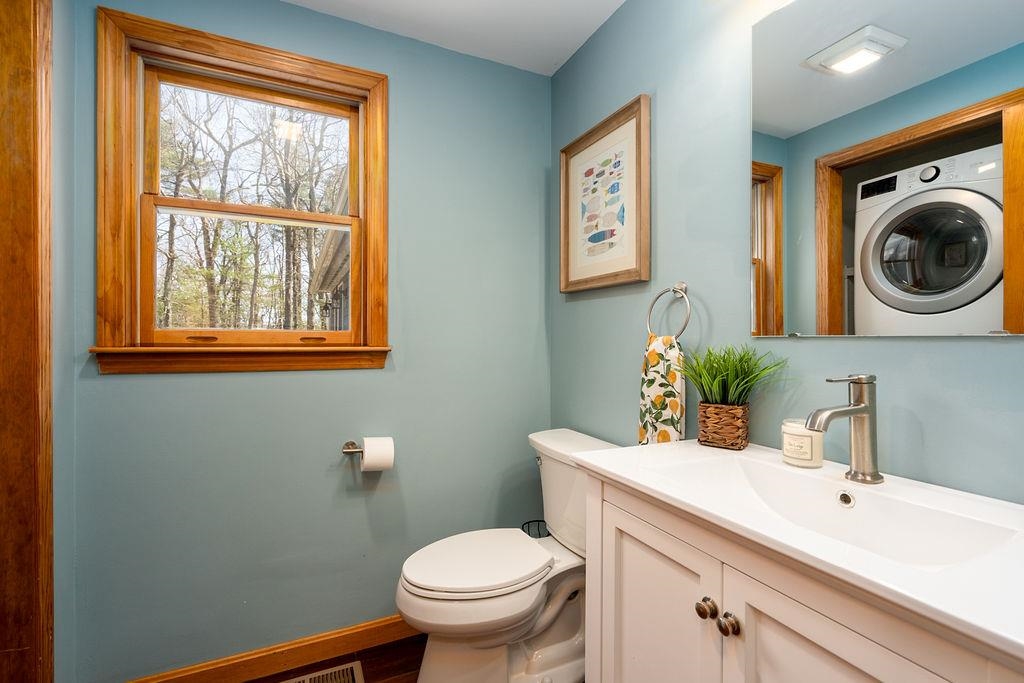 46 Westview Road Brookline, NH 03033 - Photo 8 of 40