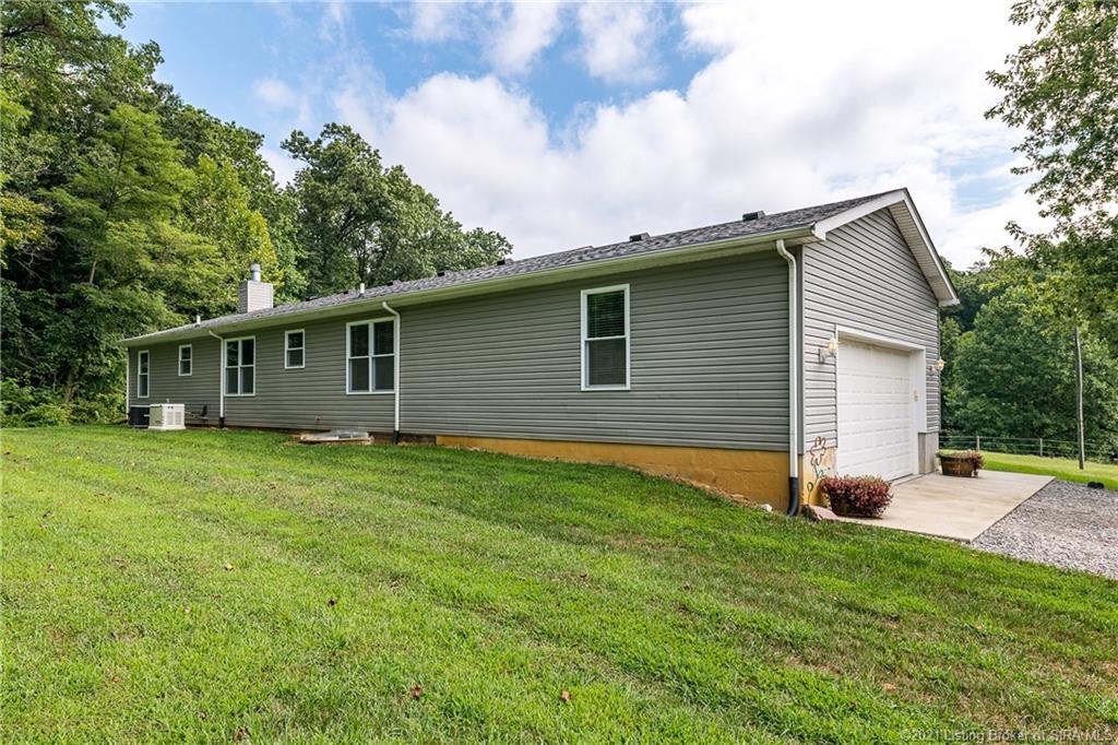 4201 South Charlestown Road Lexington, IN 47138 - Photo 45 of 47 Gallery Image 45
