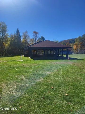 $135,000 | 29 Hadley Road, Stony Creek, NY 12878