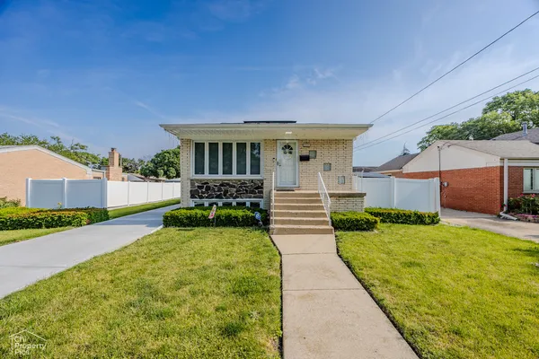 $375,000 | 10526 Altgeld Street, Melrose Park, IL 60164