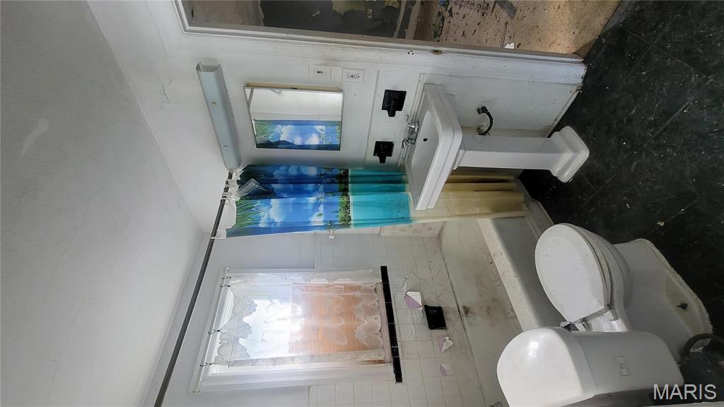 8820 Eichler Place St. Louis, MO 63136 - Photo 9 of 17