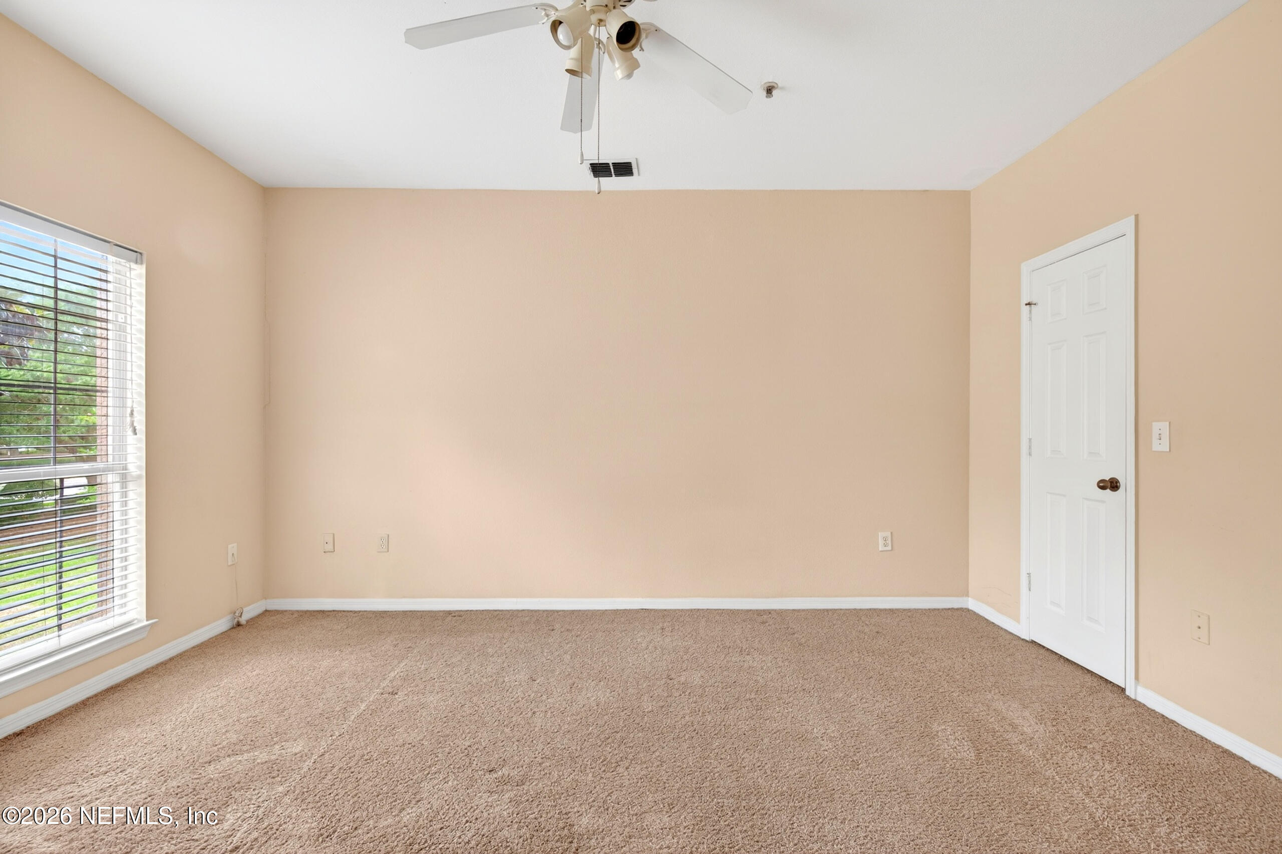 10961 Burnt Mill Road, Unit 1328 Jacksonville, FL 32256 - Photo 9 of 22 4D2A5203