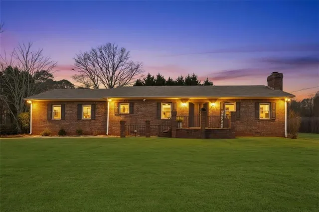 $325,000 | 727 William Street, Dacula, GA 30019