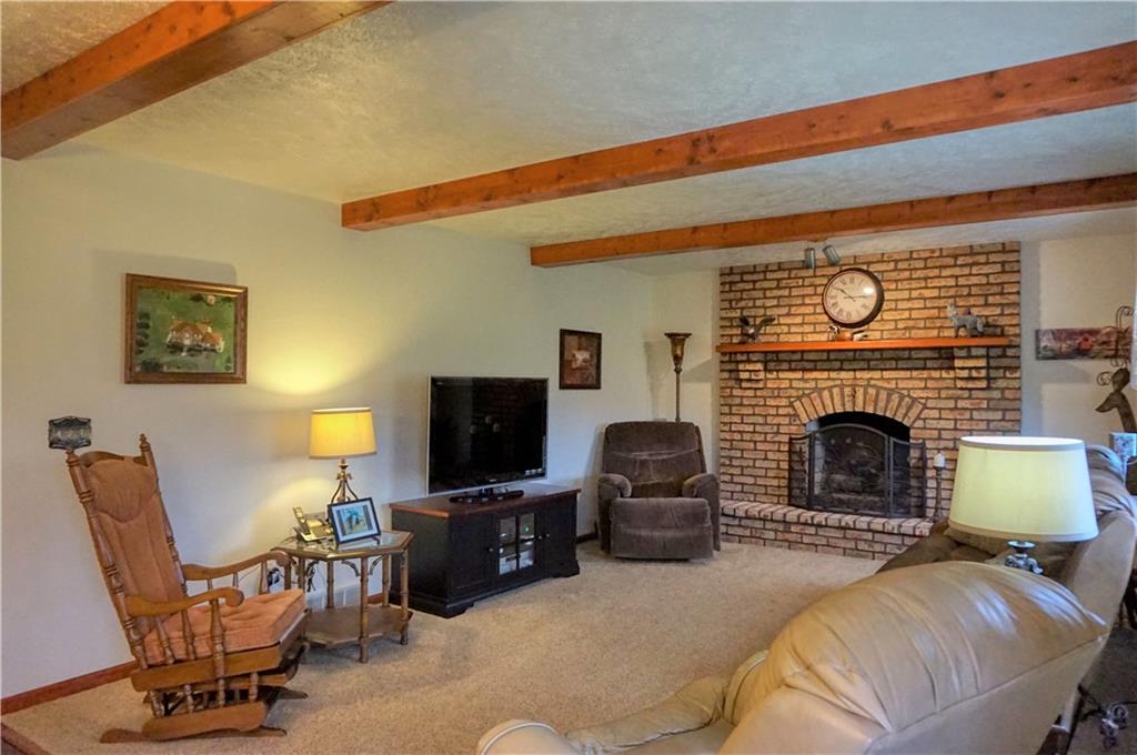 212 Holyoke Road Butler, PA 16001 - Photo 14 of 25 Gallery Image 14
