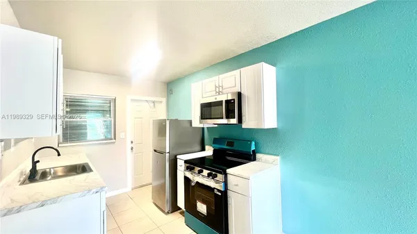$1,550 | 1308 North 21st Street, Unit B, Fort Pierce, FL 34950