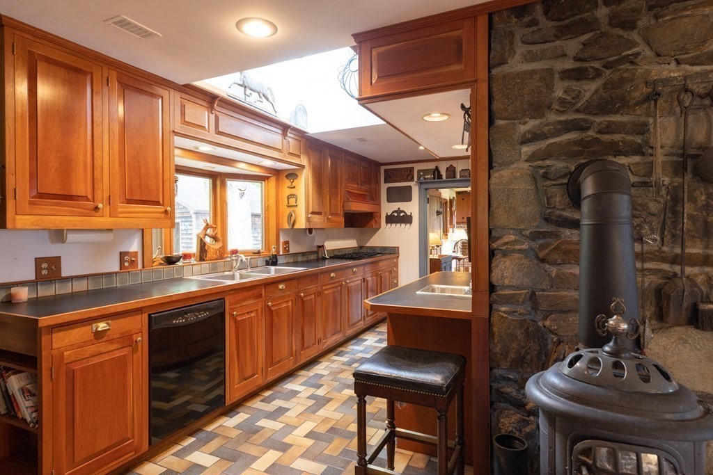 161 Franklin Hill Road Colrain, MA 01340 - Photo 13 of 42