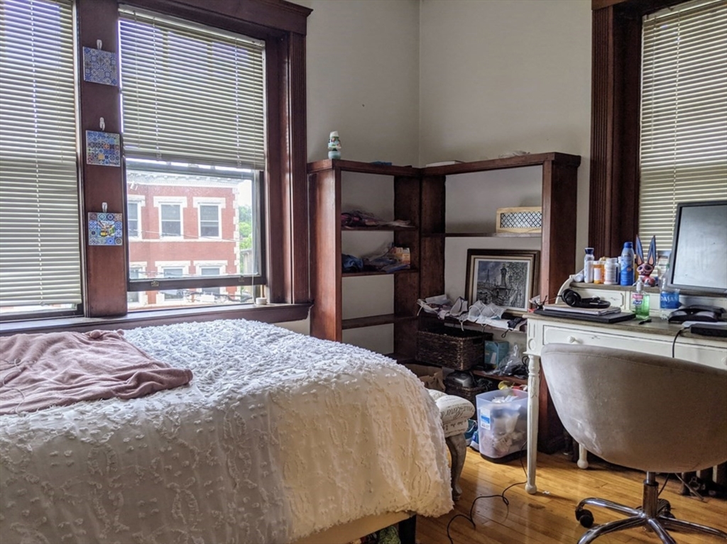 2 Claflin Road, Unit 2 Brookline, MA 02445 - Photo 7 of 7