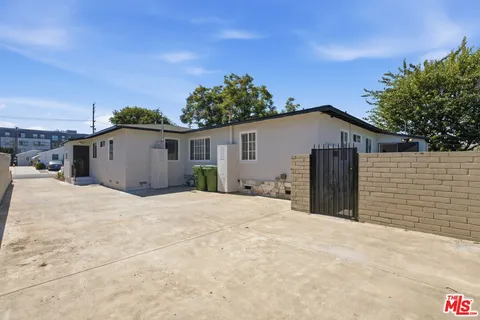 $1,275,000 | 8324 Barnsley Avenue, Los Angeles, CA 90045
