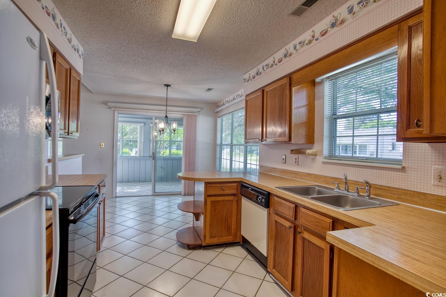 802 Mockingbird Court Murrells Inlet, SC 29576 - Photo 11 of 40 Gallery Image 11