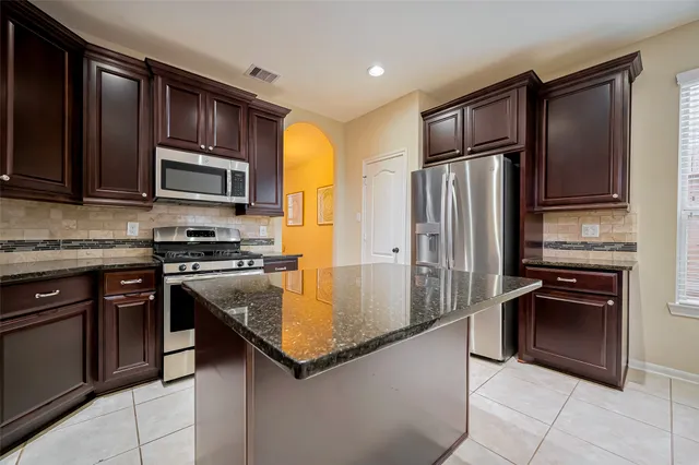 $400,000 | 19330 North Cottonwood Green Lane, Cypress, TX 77433