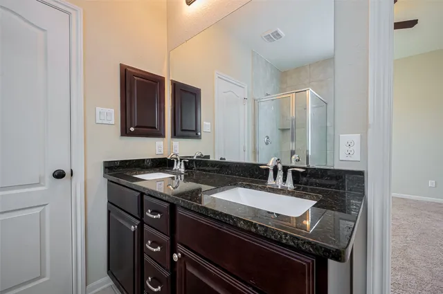 $400,000 | 19330 North Cottonwood Green Lane, Cypress, TX 77433