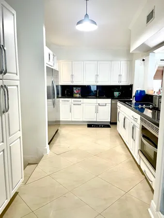 $6,200 | 19960 Highland Lakes Boulevard, Miami, FL 33179