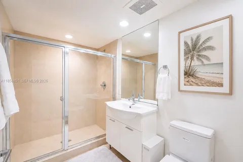$825,000 | 495 Brickell Avenue, Unit 411, Miami, FL 33131