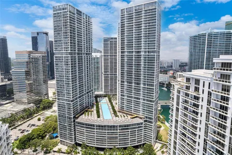 $825,000 | 495 Brickell Avenue, Unit 411, Miami, FL 33131
