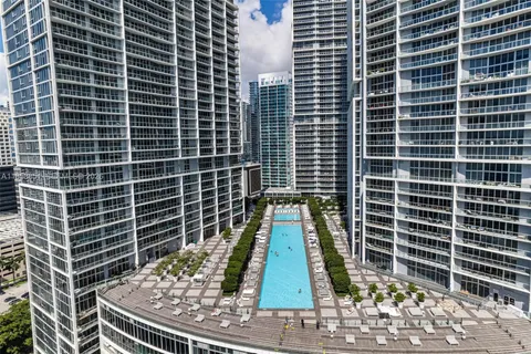 $825,000 | 495 Brickell Avenue, Unit 411, Miami, FL 33131