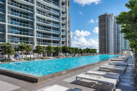 $825,000 | 495 Brickell Avenue, Unit 411, Miami, FL 33131