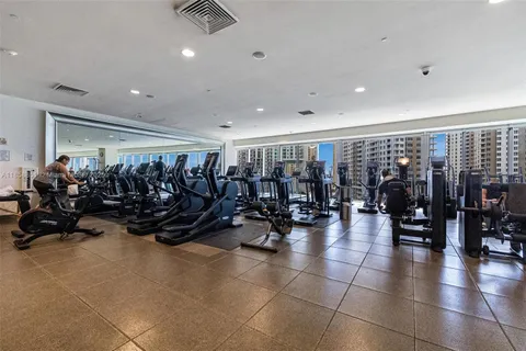 $850,000 | 495 Brickell Avenue, Unit 411, Miami, FL 33131