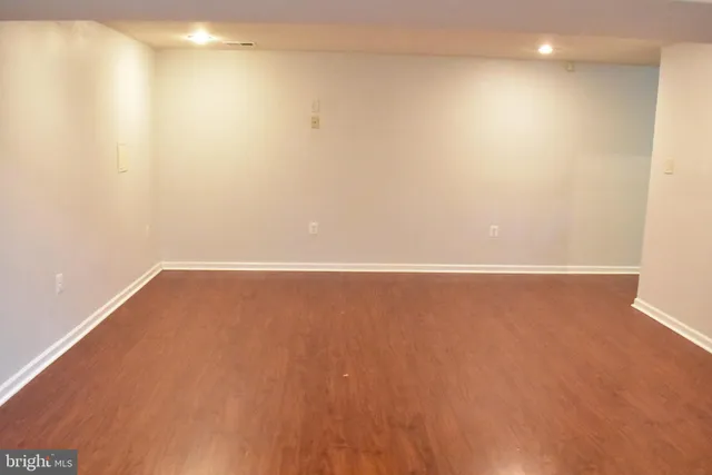 $3,125 | 12107 Fort Craig Drive, Woodbridge, VA 22192