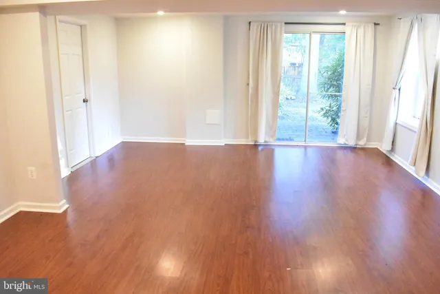 $3,125 | 12107 Fort Craig Drive, Woodbridge, VA 22192