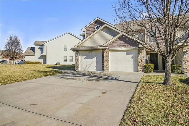 $225,000 | 12345 Hunter Drive, Platte City, MO 64079