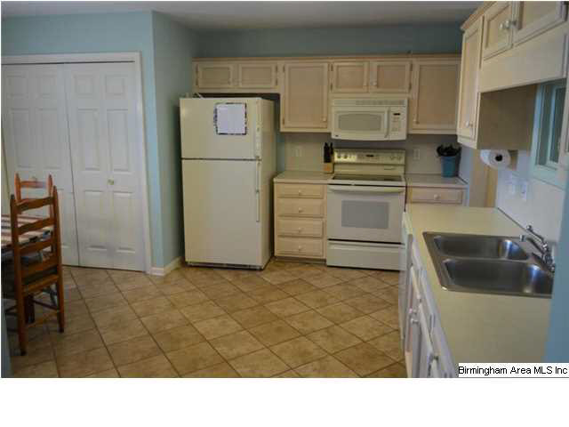 128 Windsor Ridge Drive Pelham, AL 35124 - Photo 13 of 32