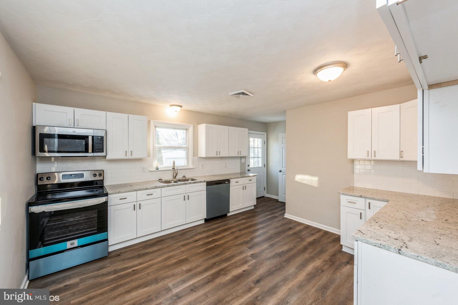 477 Wolfs Bridge Road Carlisle, PA 17013 - Photo 5 of 15 Gallery Image 5
