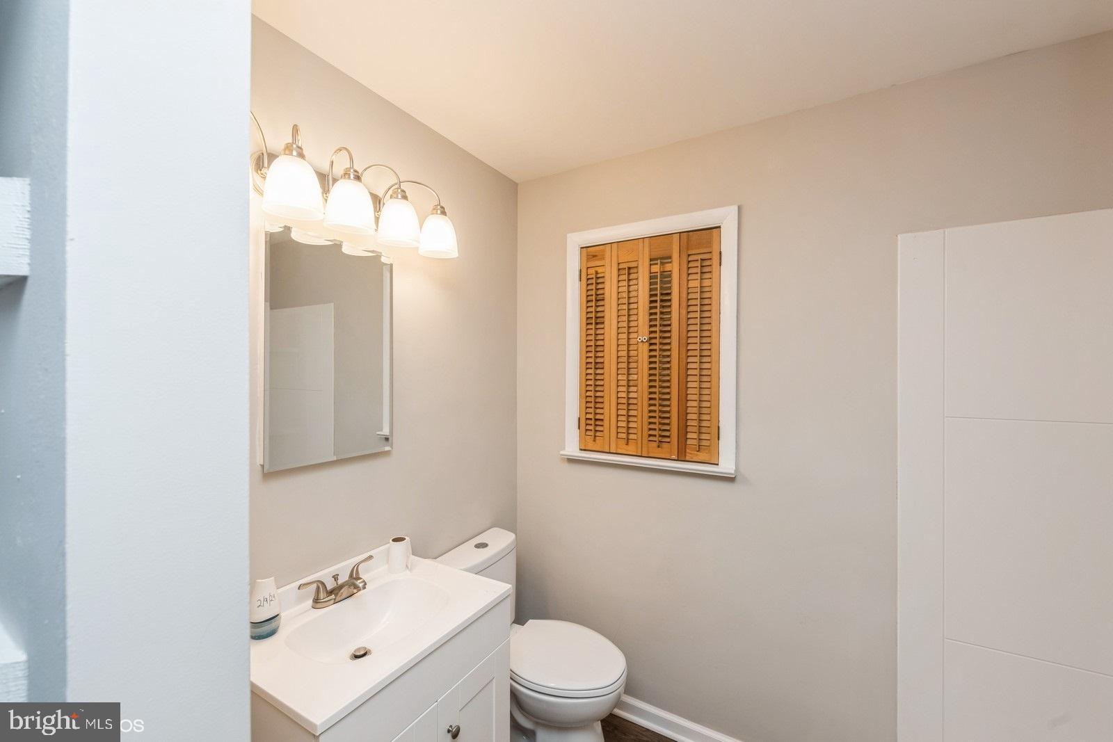 477 Wolfs Bridge Road Carlisle, PA 17013 - Photo 7 of 15 Gallery Image 7