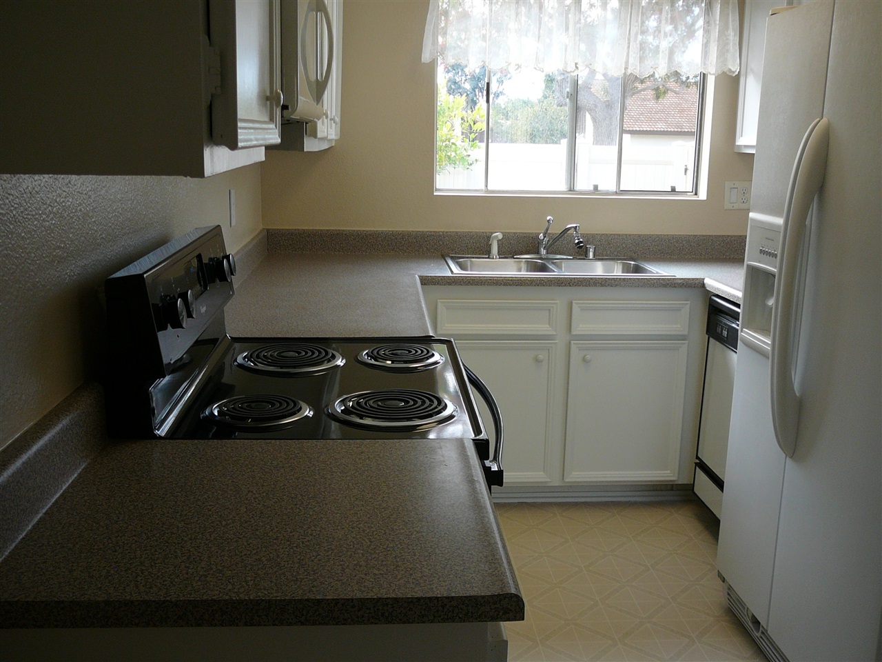 1808 Stanton Road Encinitas, CA 92024 - Photo 5 of 11