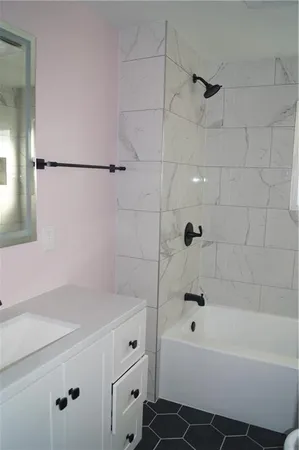 $259,900 | 412 Jane Street, Jeannette, PA 15644