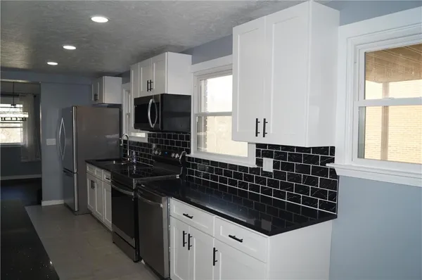 $259,900 | 412 Jane Street, Jeannette, PA 15644