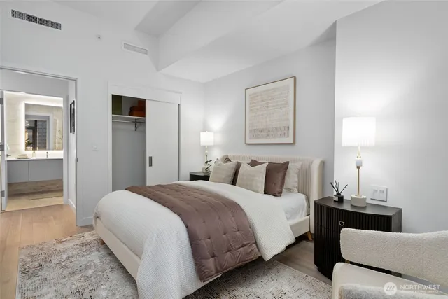 $1,035,000 | 889 Avenue Square Northeast, Unit 607, Bellevue, WA 98004