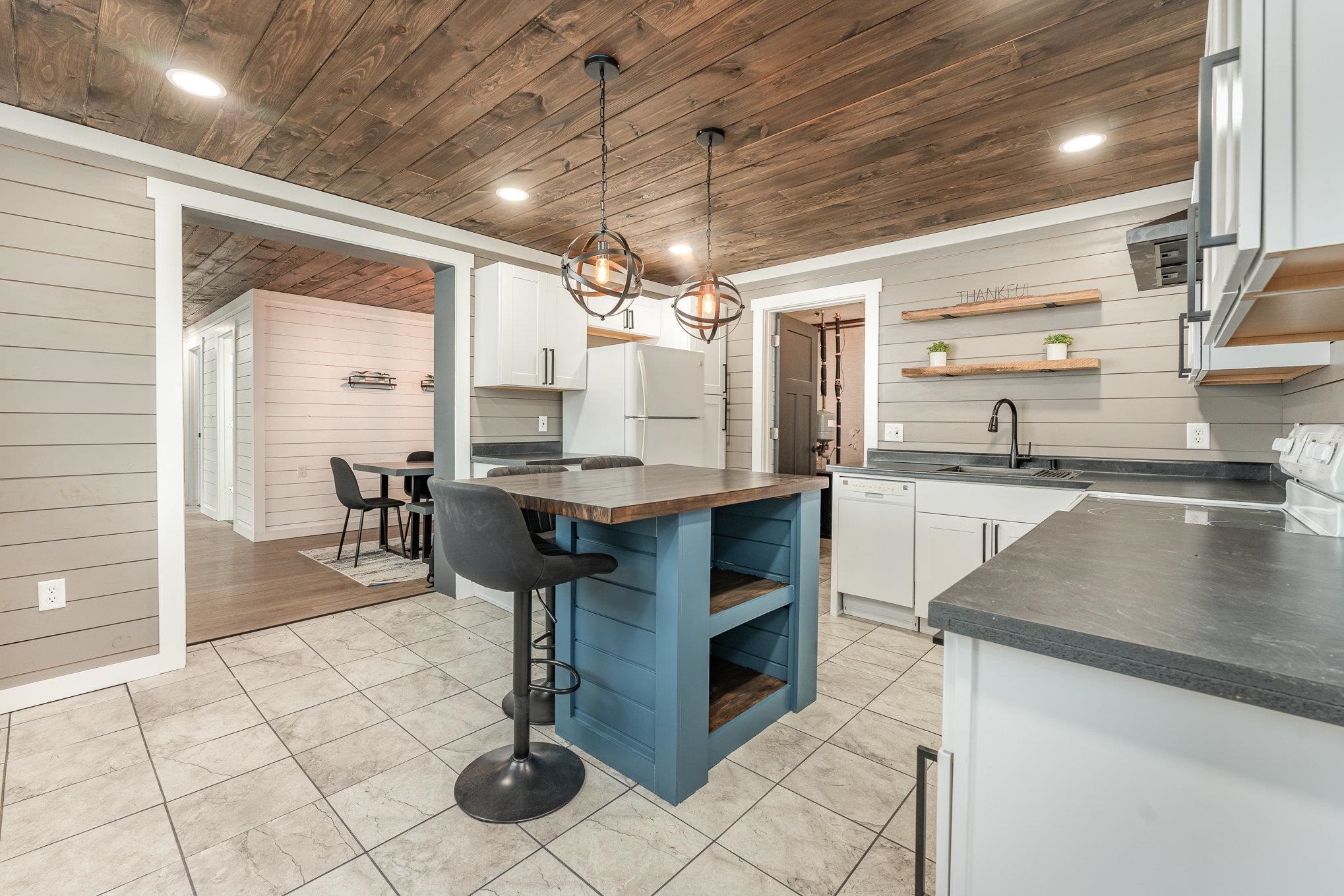4891 Flajole Road Midland, MI 48642 - Photo 8 of 24