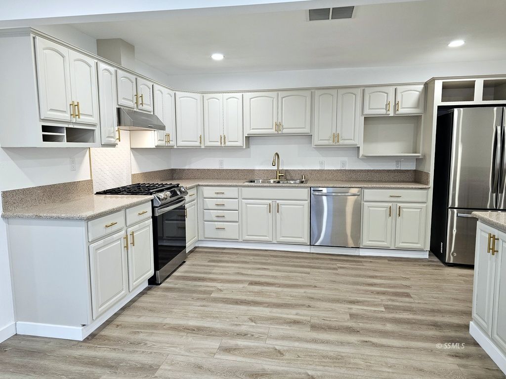 121 South Sunland Street Ridgecrest, CA 93555 - Photo 4 of 33 Gallery Image 4
