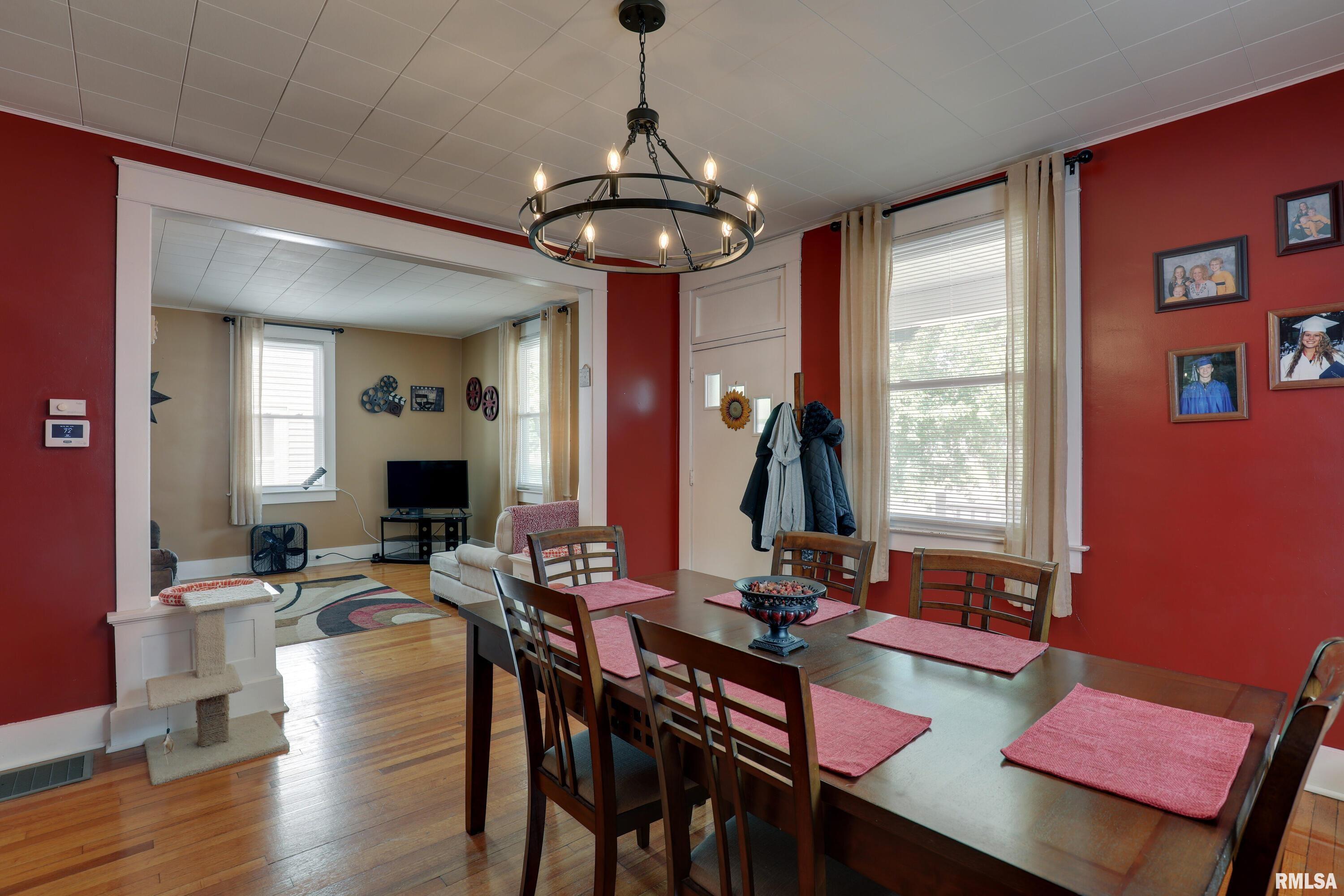 2108 State Street Quincy, IL 62301 - Photo 5 of 37 Gallery Image 5