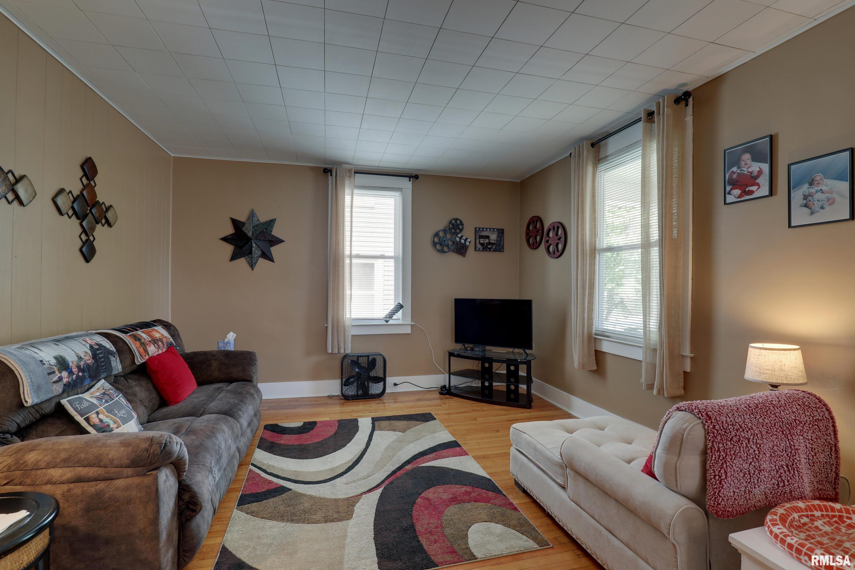 2108 State Street Quincy, IL 62301 - Photo 7 of 37 Gallery Image 7