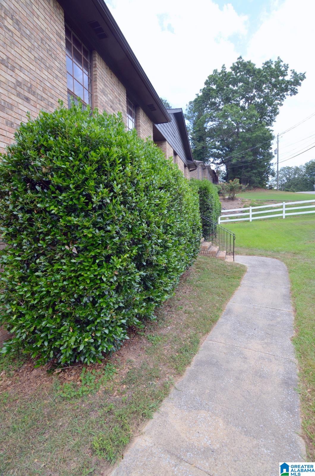 1033 Henry Drive Alabaster, AL 35007 - Photo 15 of 52
