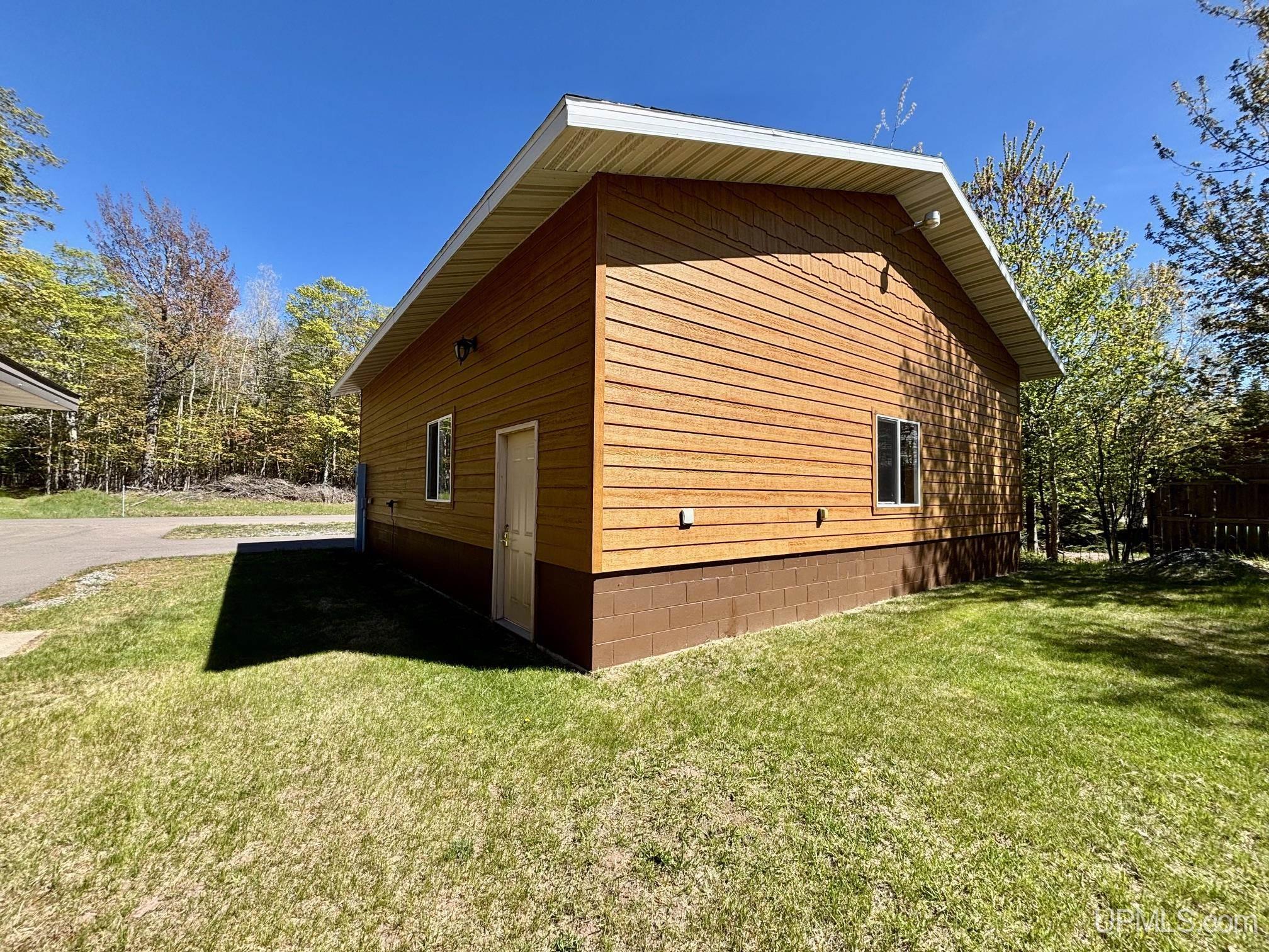 4467 Lighthouse Road Big Bay, MI 49808 - Photo 52 of 69
