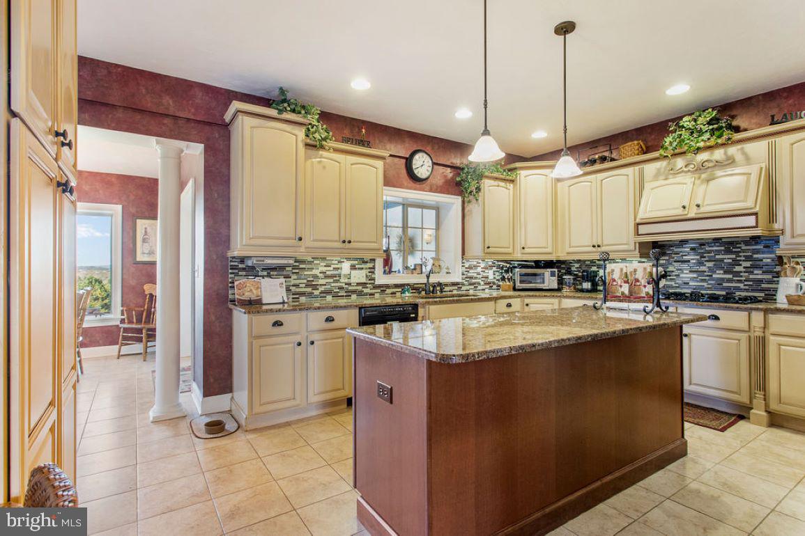 1290 Kbs Road Thomasville, PA 17364 - Photo 22 of 92