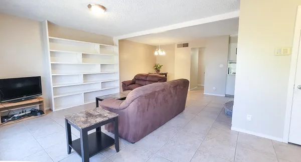 $249,000 | 6680 North 3rd Street, Fresno, CA 93710